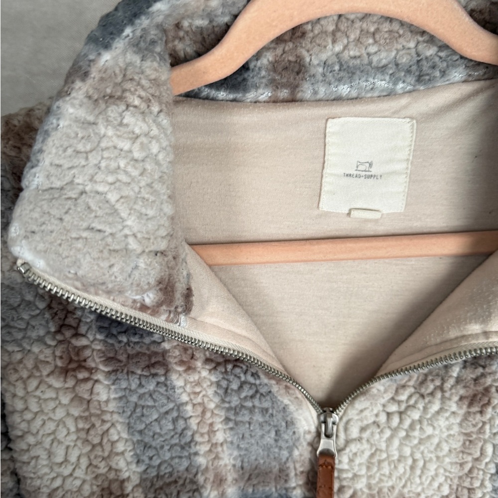 Thread & Supply Ivory plaid Sherpa Teddy Jacket | Size M - Picture 4 of 9
